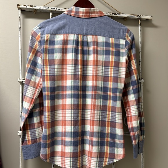 Button Up Shirt - Picture 3 of 5